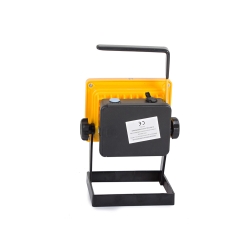 Halogen lampa przenośny LED 20 SMD 10W akumulator