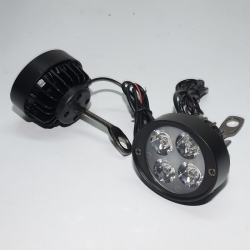 Mocowane pod lusterka dwie lampy motocyklowe led 12v/12w